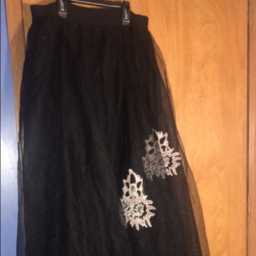 Long Skirt